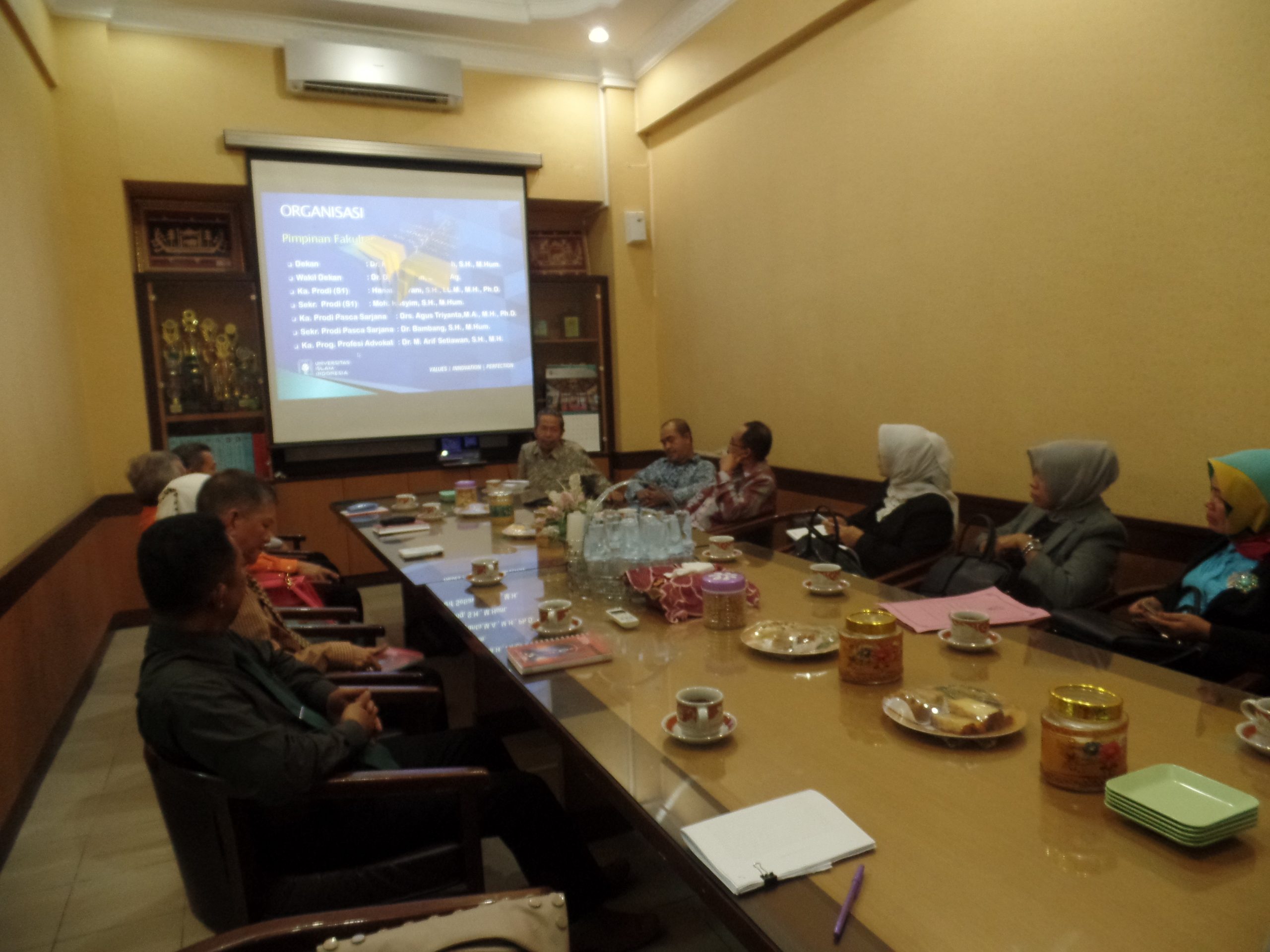 Studi Banding Fakultas Hukum Unwiku di FH UII Yogyakarta